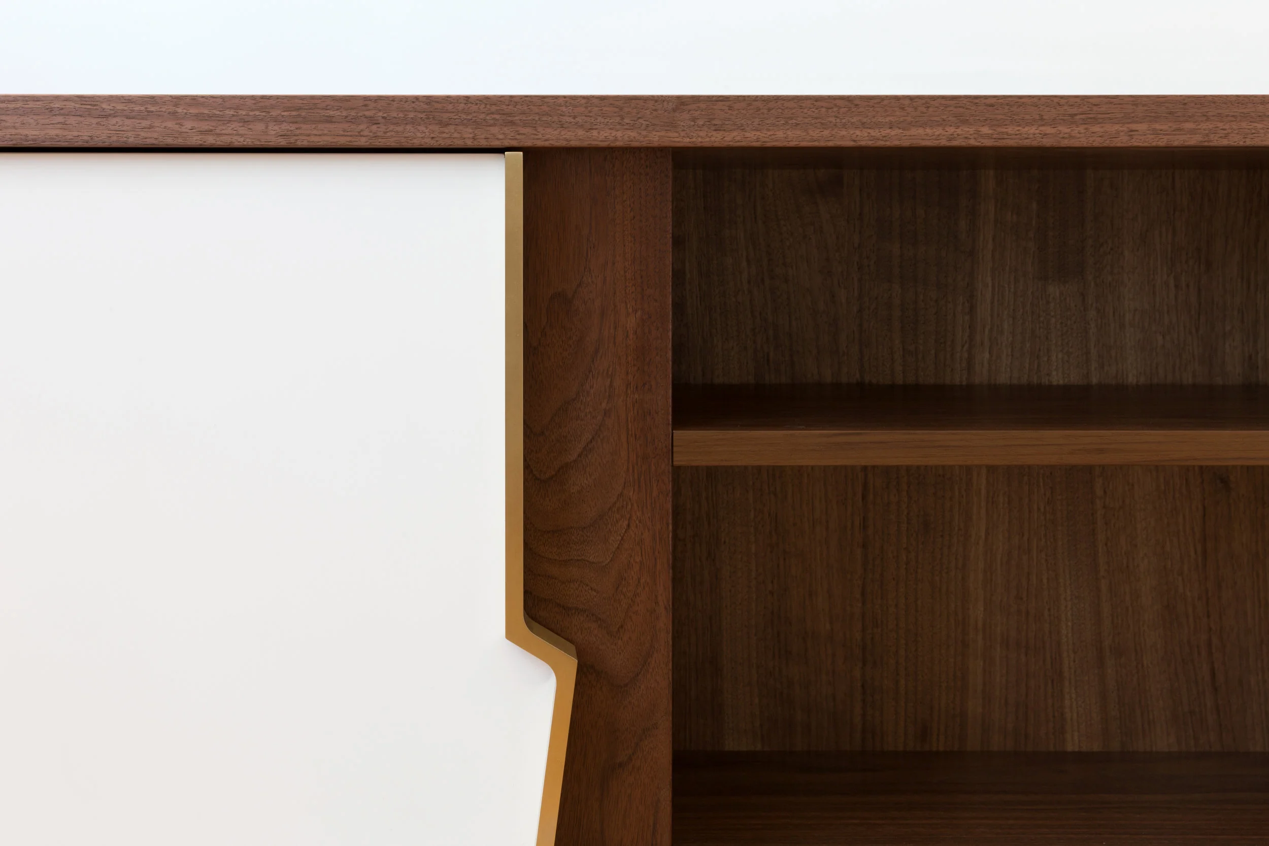 Halsey Fracture Coffee Table in Walnut, Brass and Lacquer by Piet Houtenbos