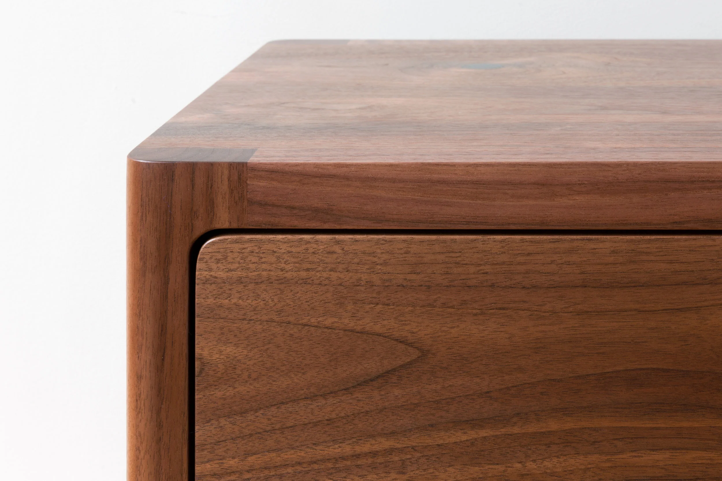 Cobb Cabinet Corner Details in Walnut by Piet Houtenbos