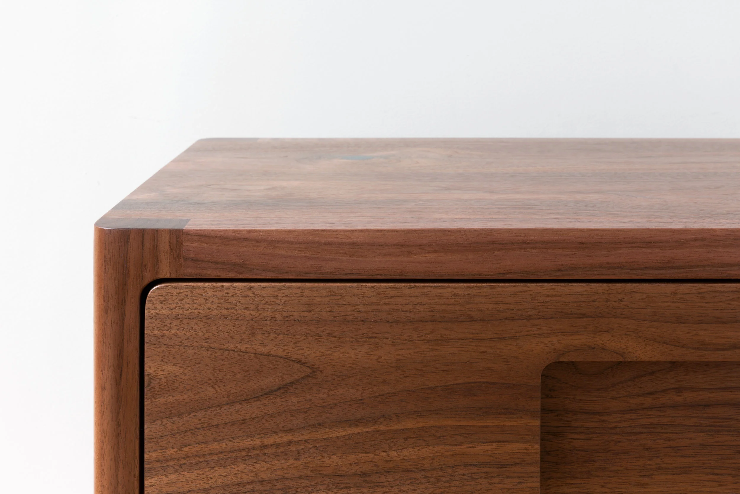 Cobb-Nightstands-Detail.jpg