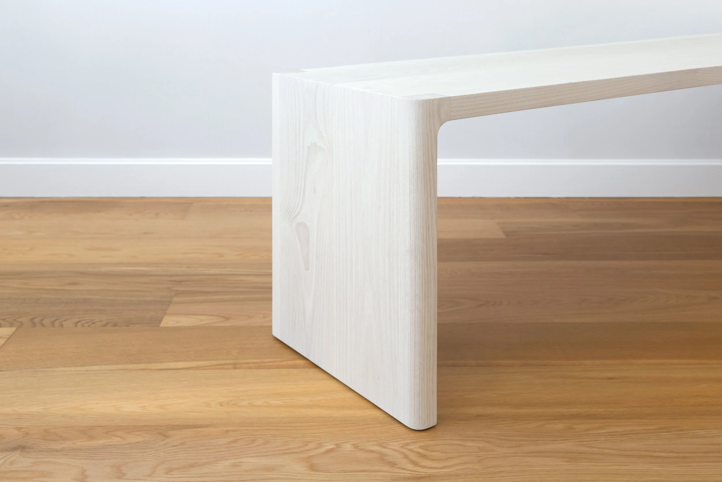 Fina Bench in Bleached Super White Ash