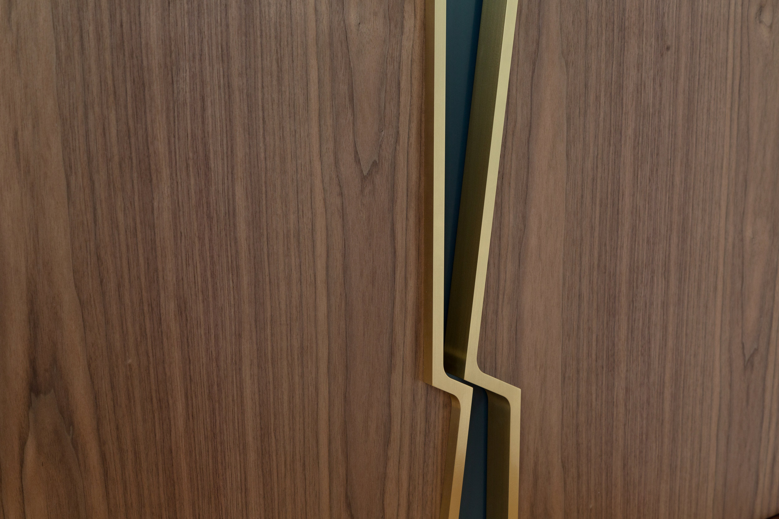 Halsey Fracture Dresser in Walnut, Lacquer with Brass Handles