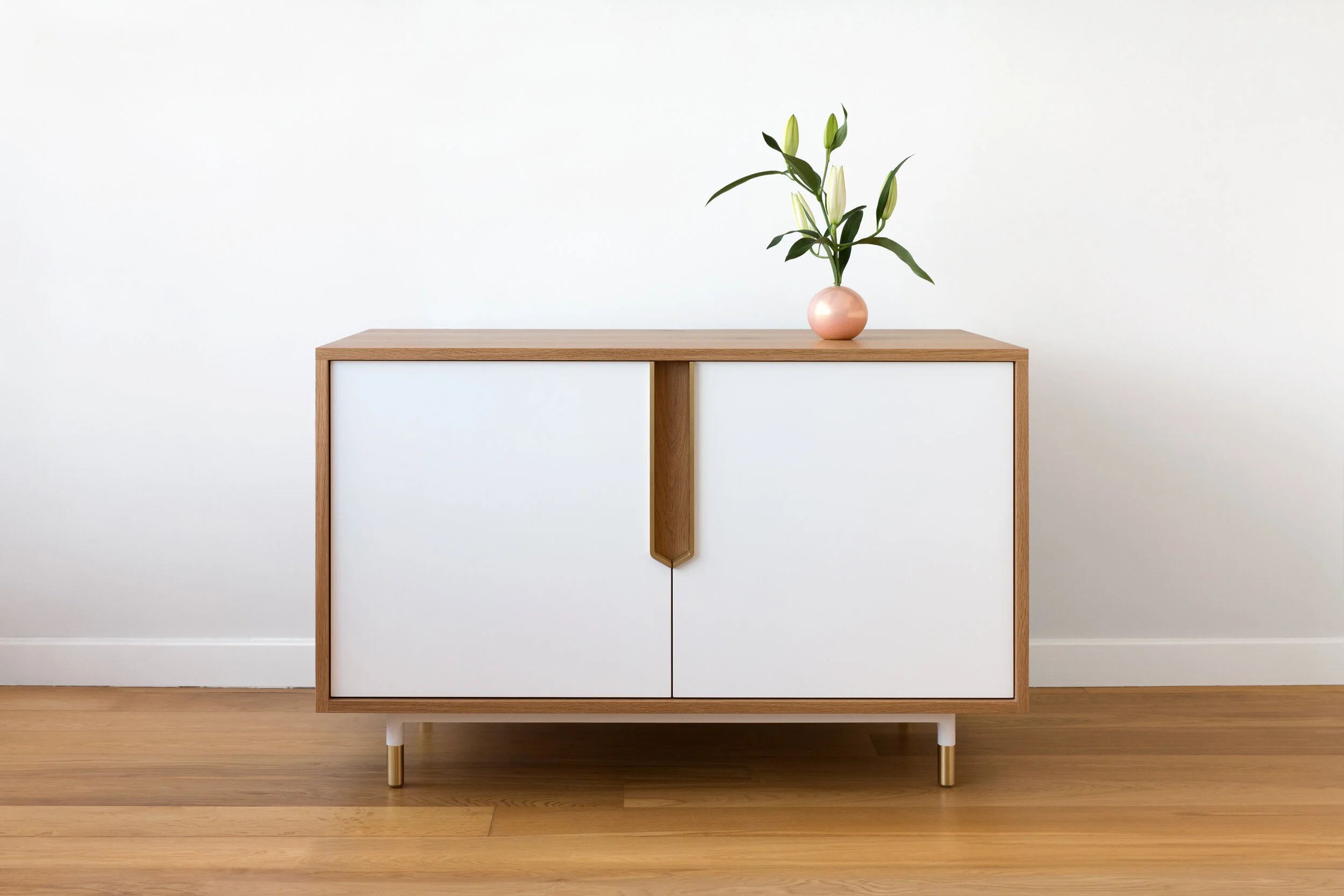 Halsey Cabinet in White Oak, Lacquer and Brass by Piet Houtenbos