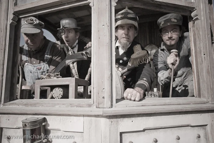 Damn the blinkies! Full Steam Ahead!