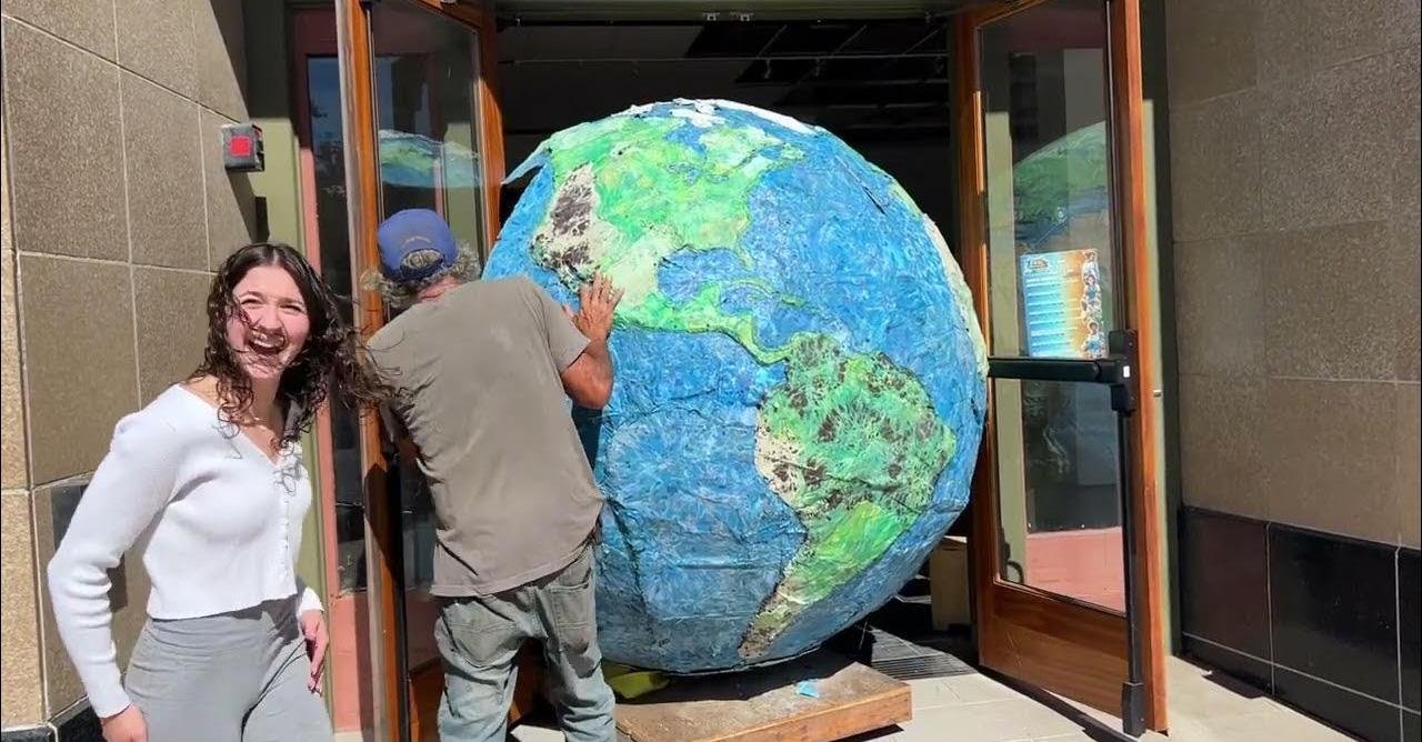 Shannon Earth door.jpg