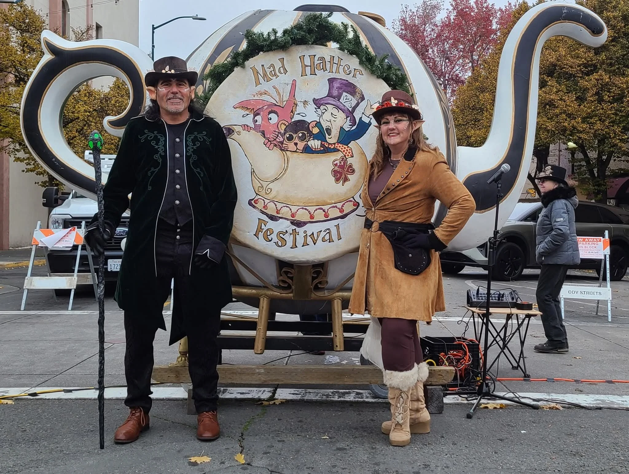 2025 Mad Hatter teapot.jpg