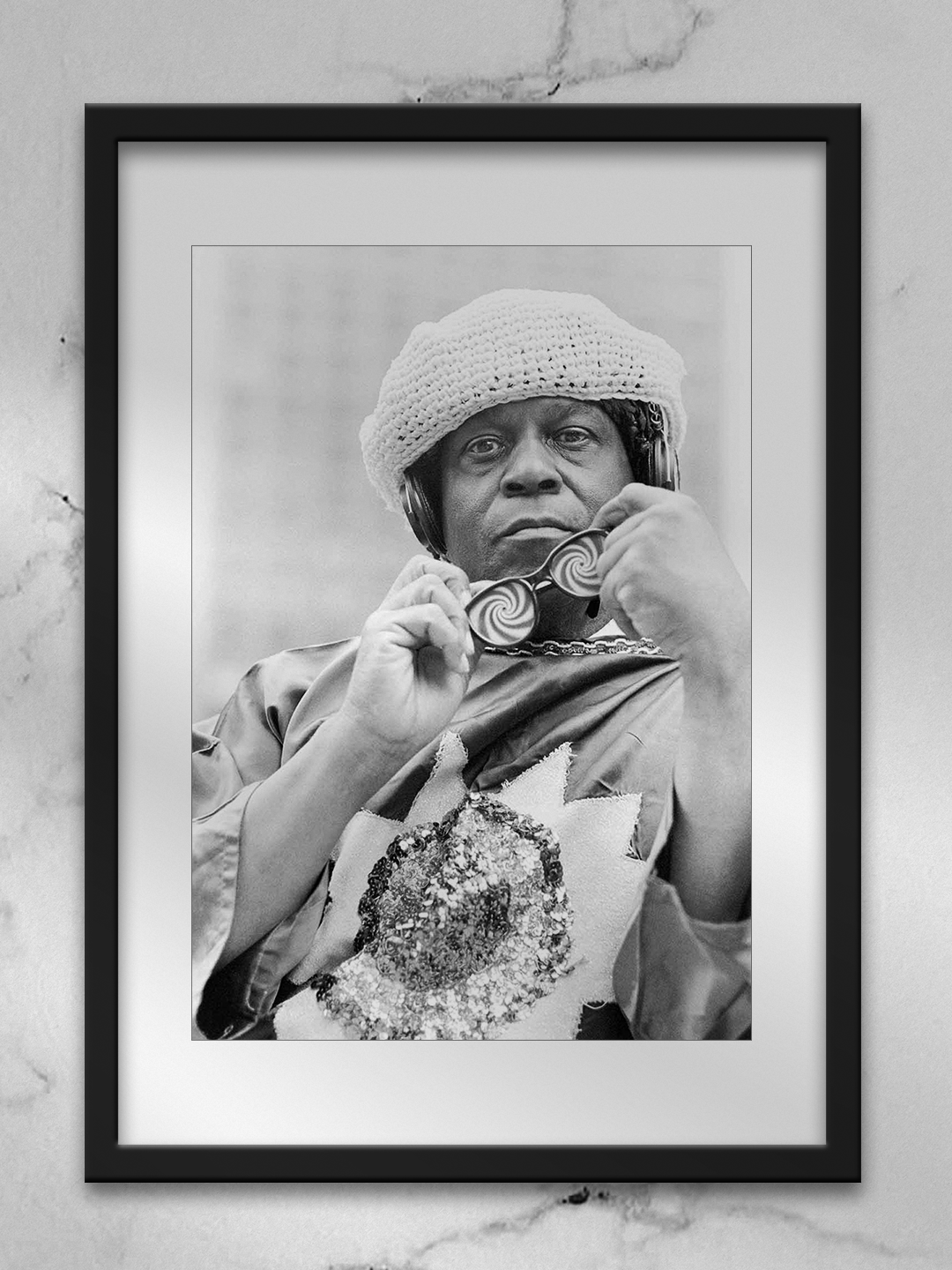 09-Sun-Ra-Frame-Marble-1080x1440.png