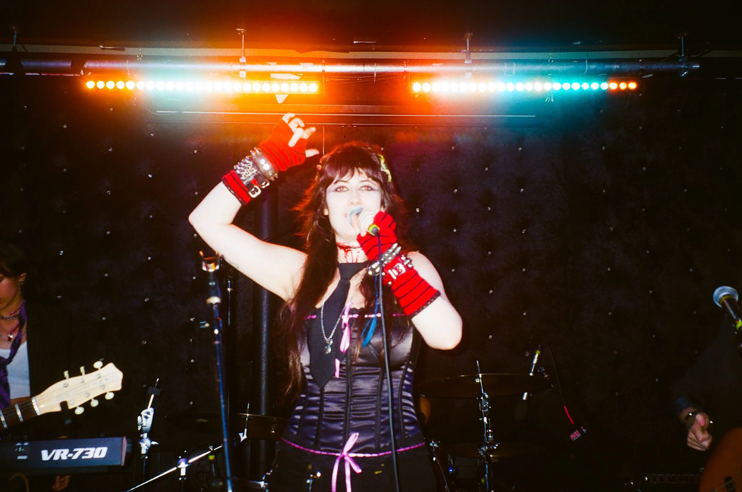 AVRIL-29780011.jpg