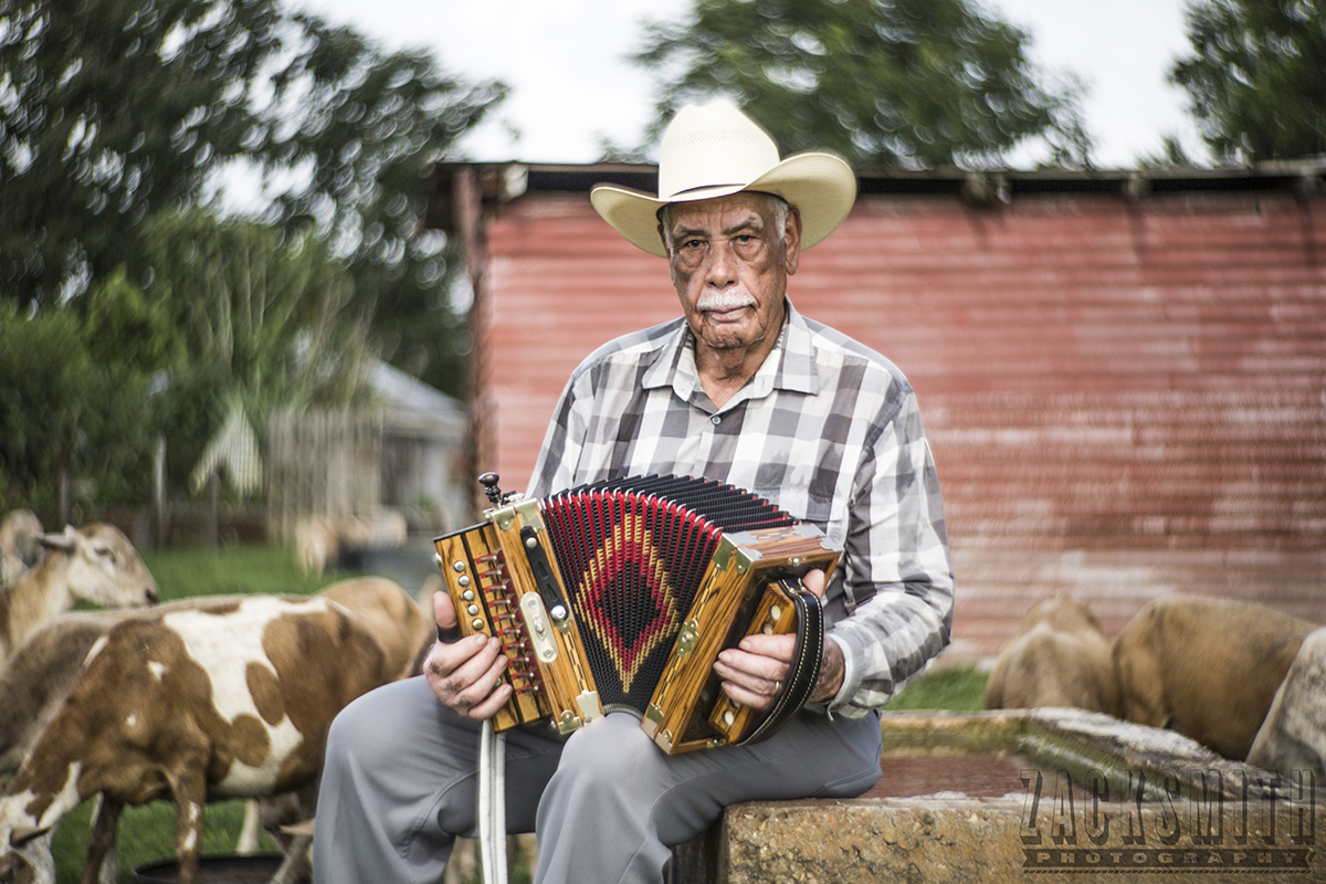 Creole "la-la" musician Goldman Thibodeaux at home in Lawtell, LA. ©2015 Zack Smith