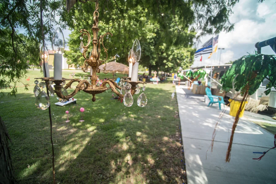 Zack Smith Photography Baton Rouge Bayou Country Superfest 2016 chandelier outside