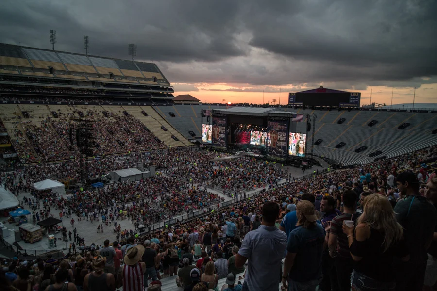 Zack Smith Photography Baton Rouge Bayou Country Superfest 2016 Stage Music Festival Fun crowds people fans stage