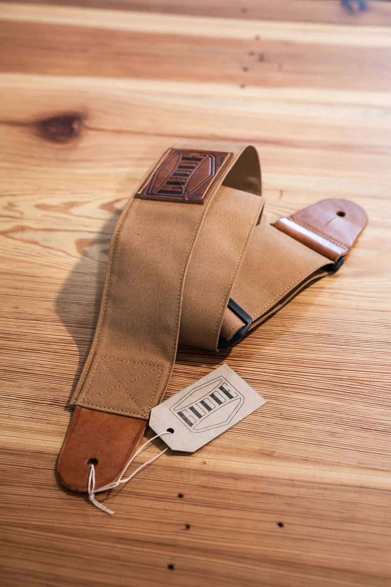 Gudde Co Guitar Strap - Brown
