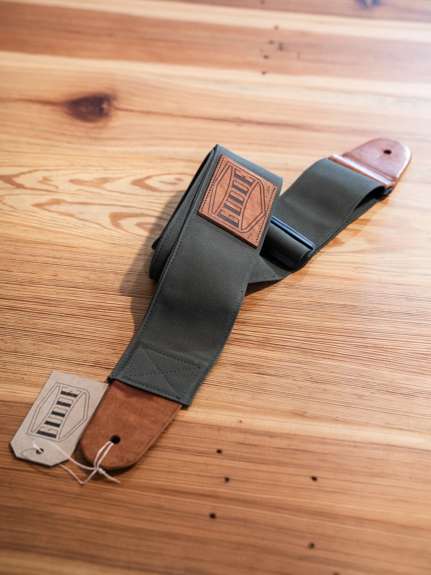 Gudde Co Guitar Strap