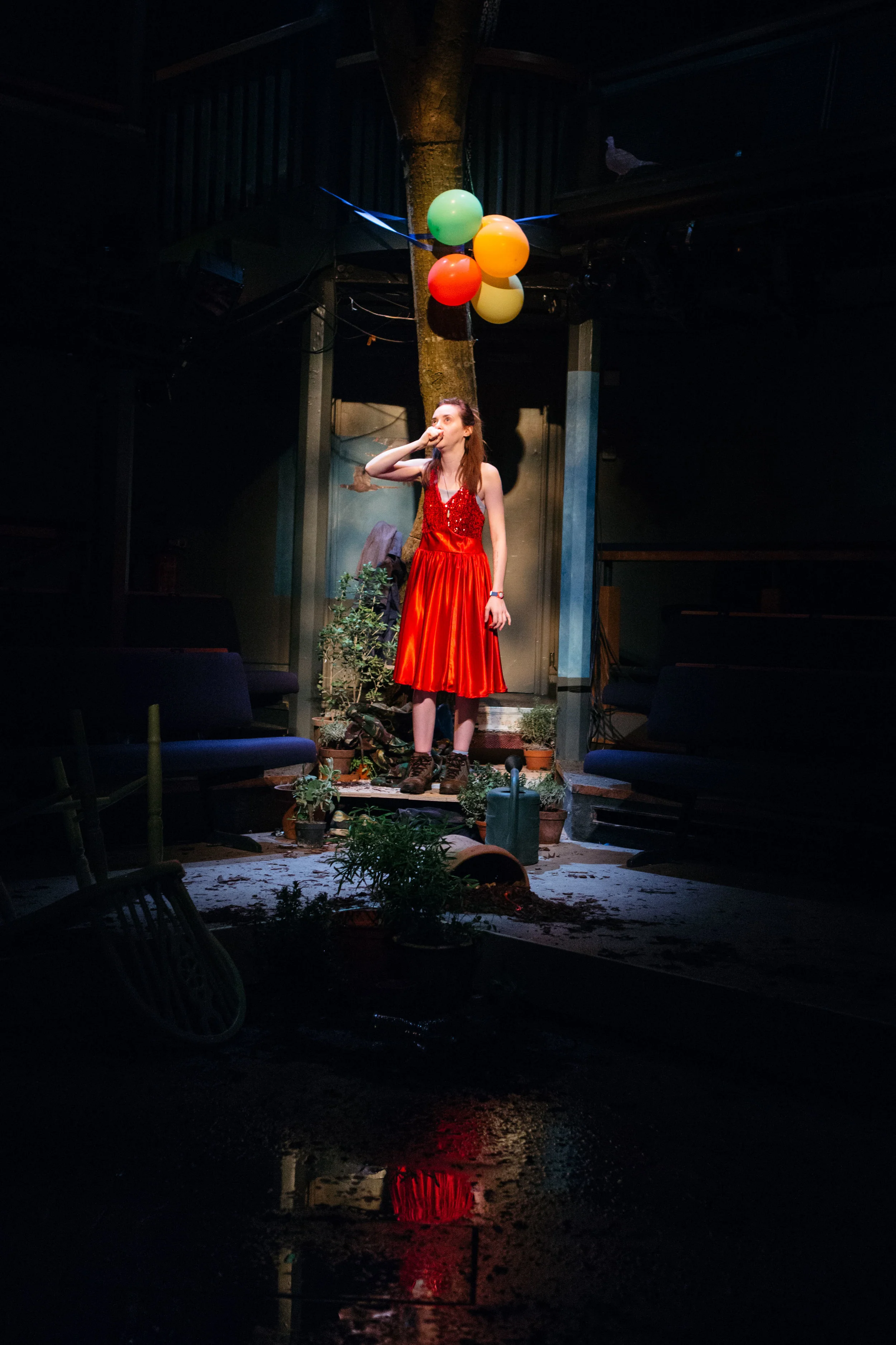 Mayfly_Production_Orange Tree_Helen Murray-254.jpg