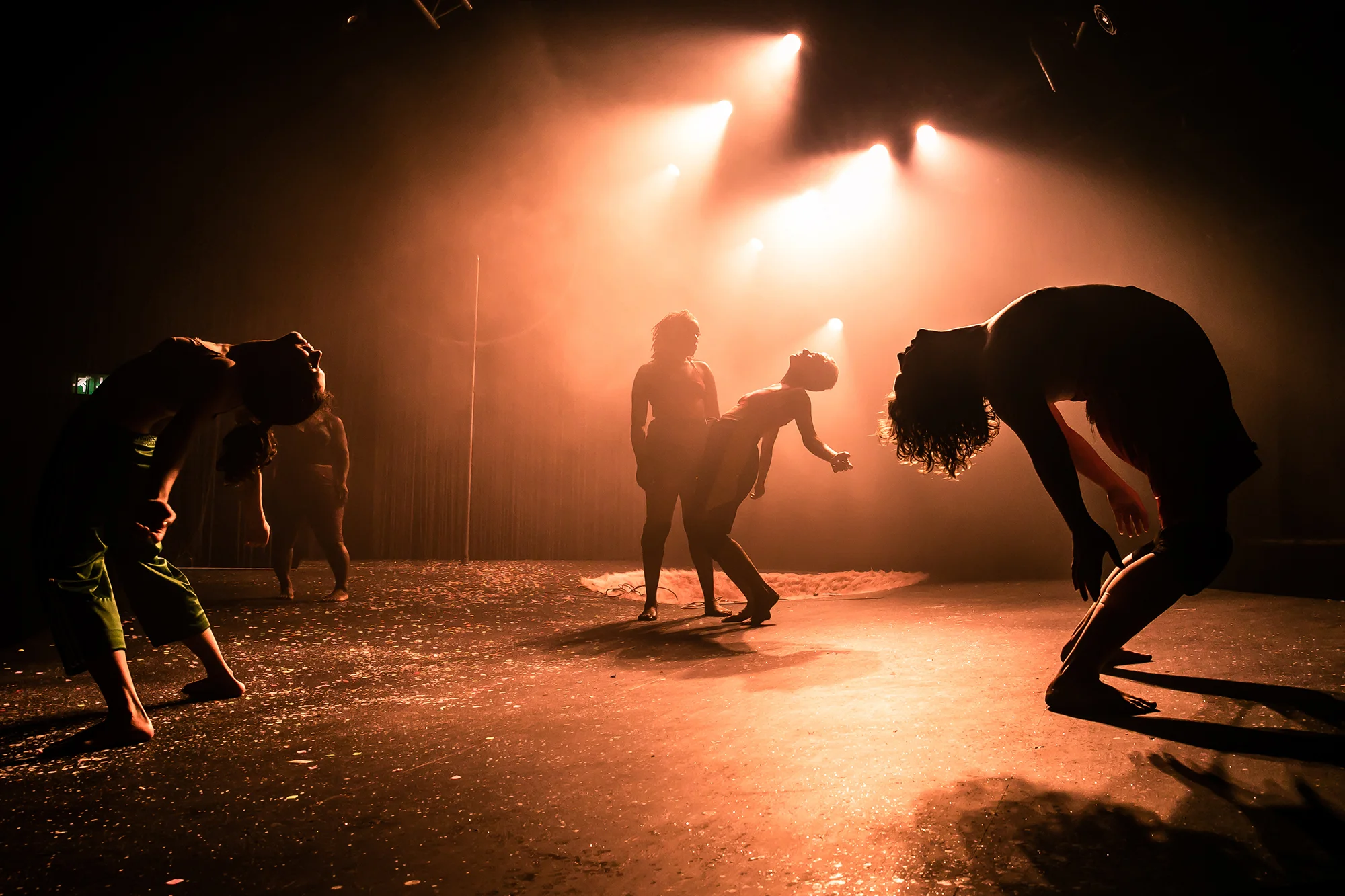 112818TOR777RoyalCourtHoleProduction214.jpg