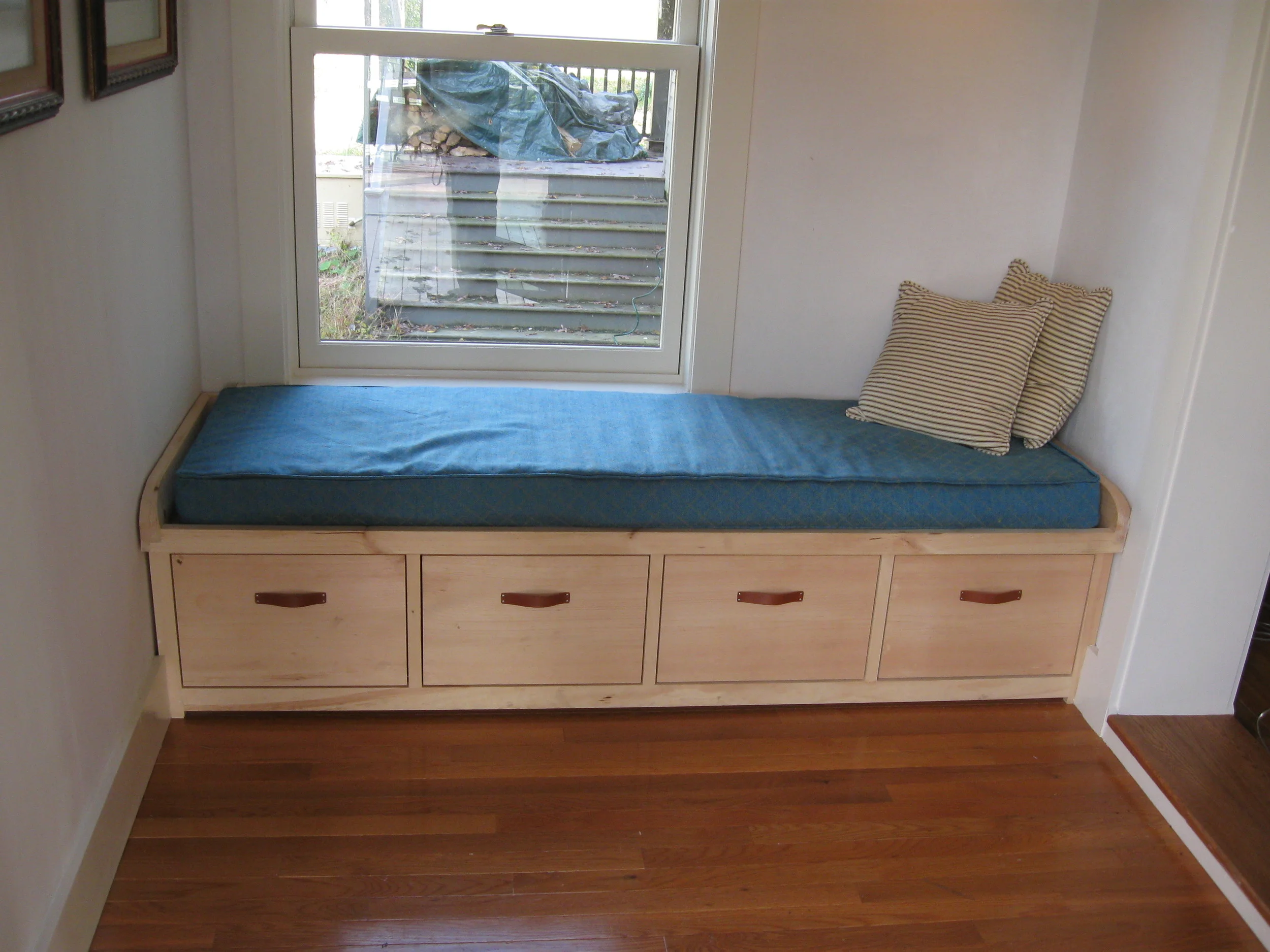  Built in window seat in the hall. 