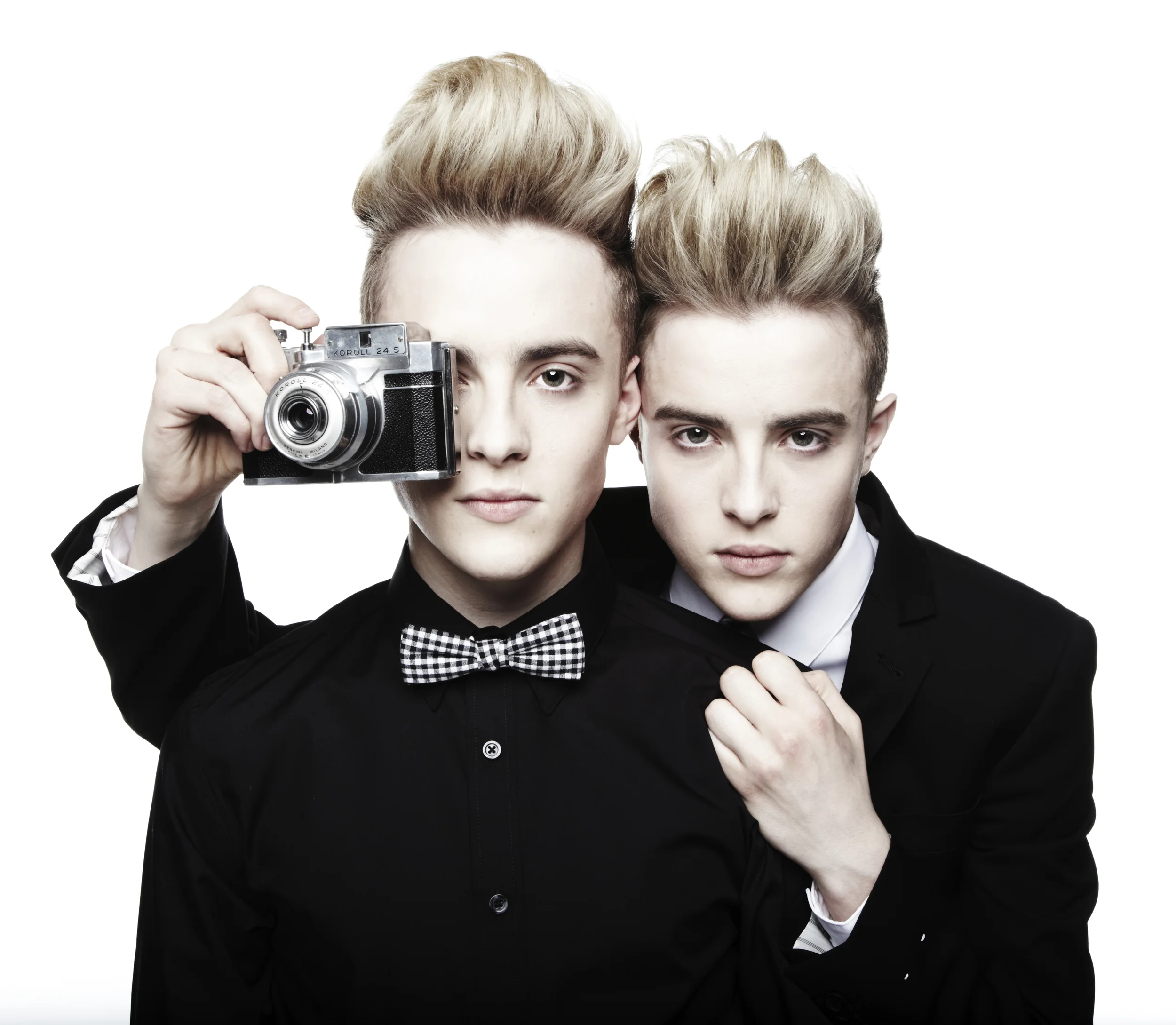 Jedward_Album_ Camera_1 1WEBSITE.jpg