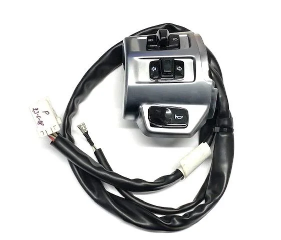 VESPA Primavera/Sprint 2015-2017 MATTE SILVER Switch Assembly L/H LEFT HAND (HORN TURN LIGHTS)