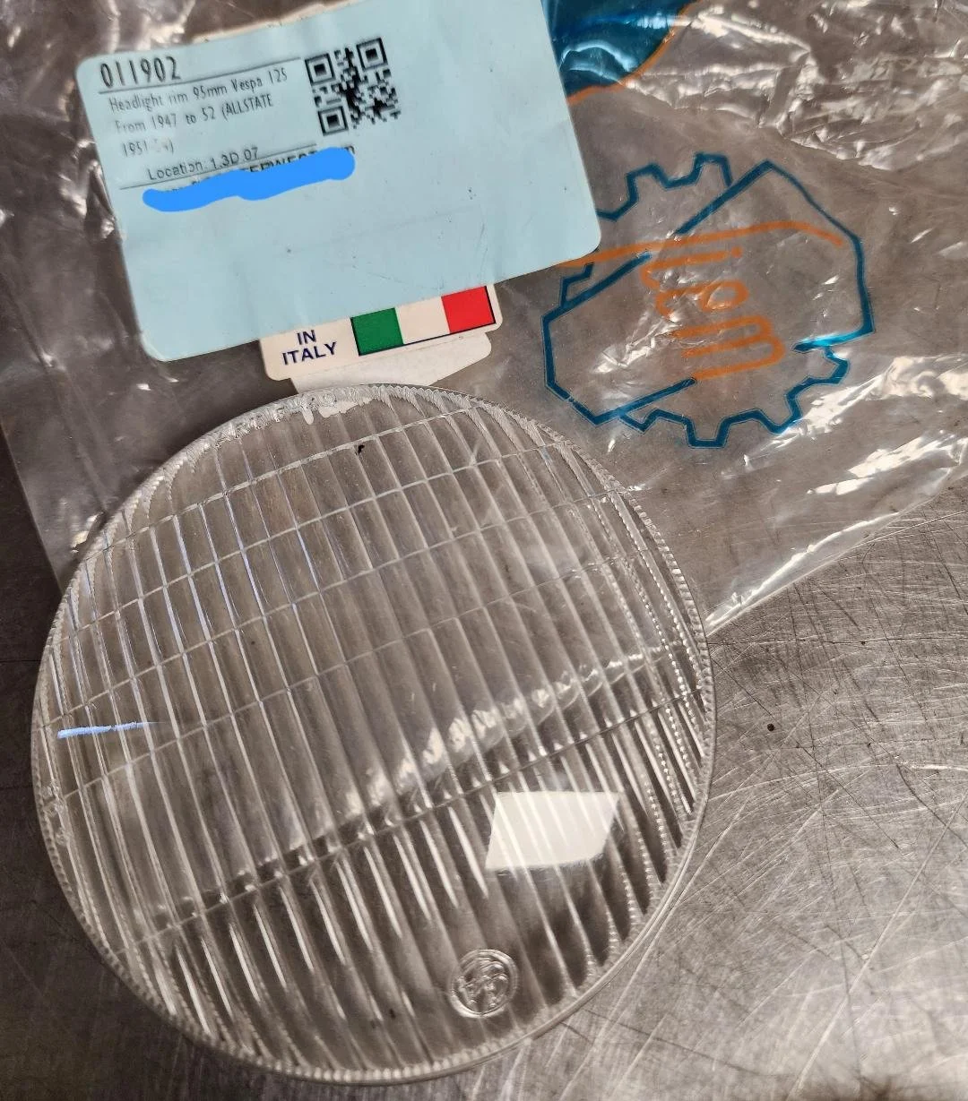 Headlight Lens SIEM 10711 Ø 95 mm, for Vespa 98/​125 V1-15/​V30-33 /​VU