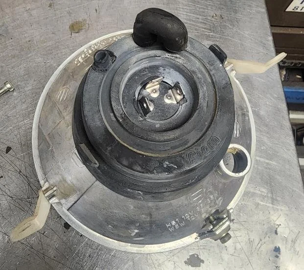 stella headlight 1.jpg