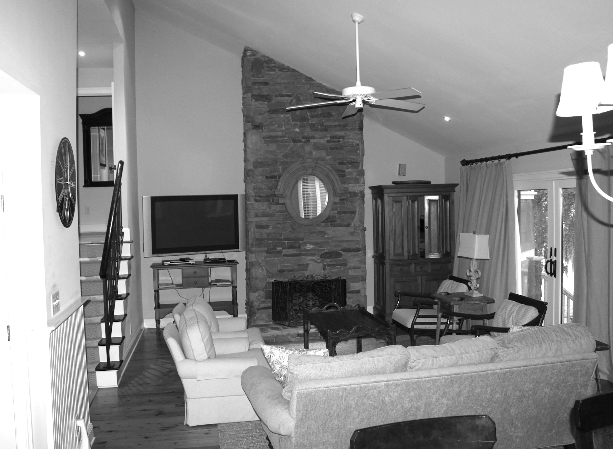 04 Before_Living Room.JPG