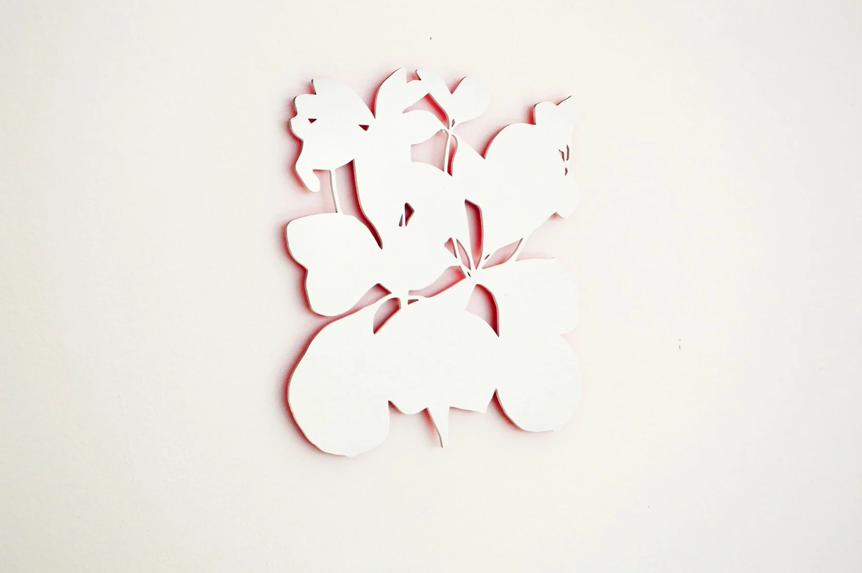 Glowing plant - white_neonpink - 2