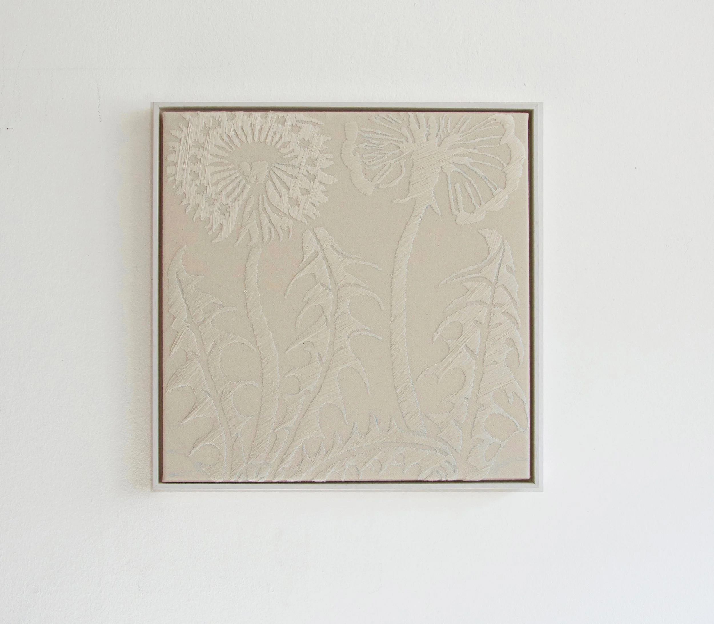 Die Verwandlung II - Handstickerei auf Nessel, 42 × 42 cm, 2024