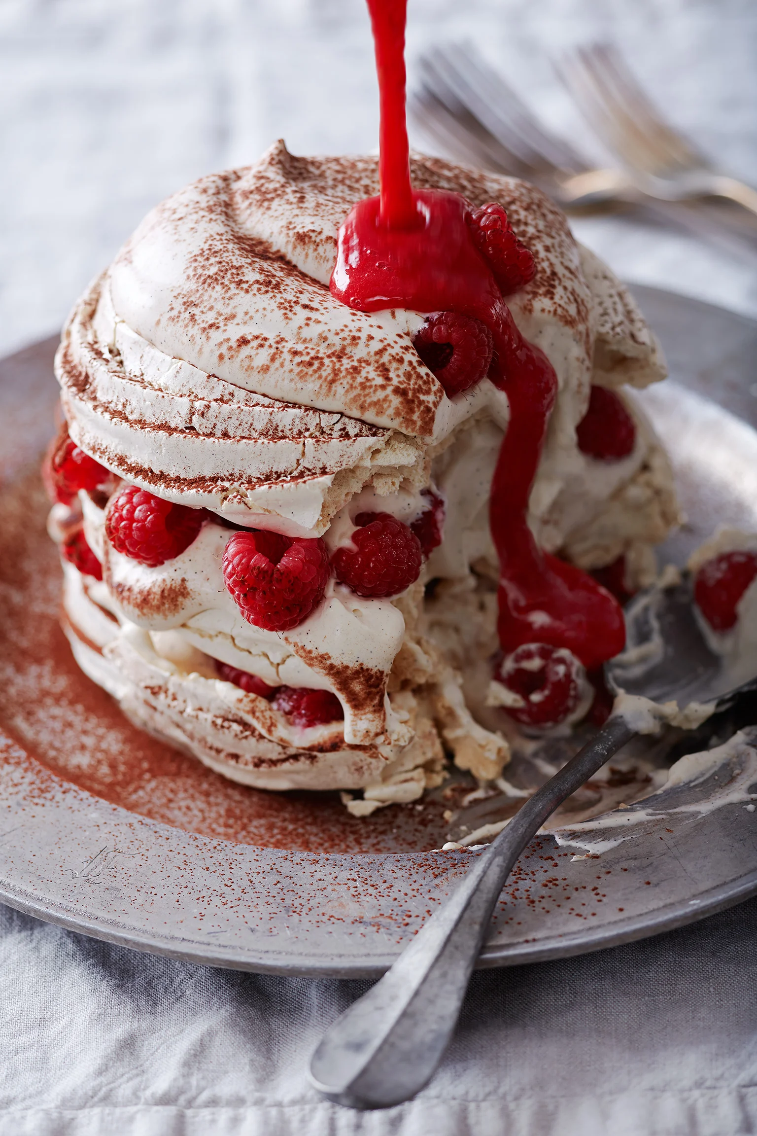 Meringue_Raspberry.jpg