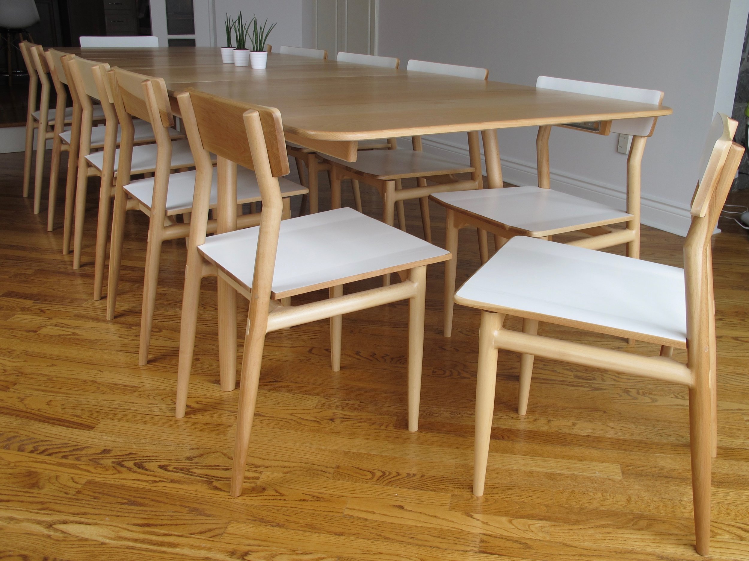Lars Extension Table in Beech