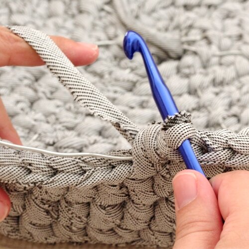 How to Work with T-shirt Yarn — BuddyRumi Amigurumi Crochet