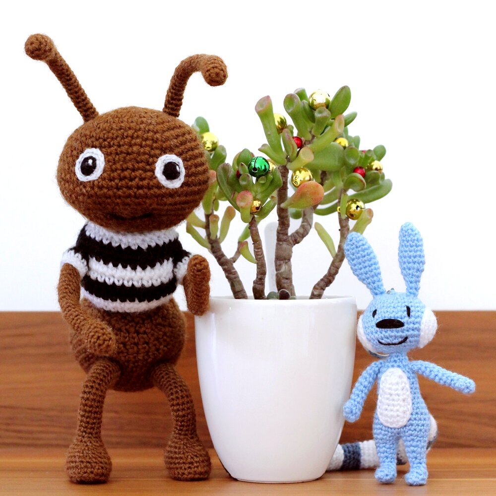 Robber Ant and Hatch Amigurumi Pattern