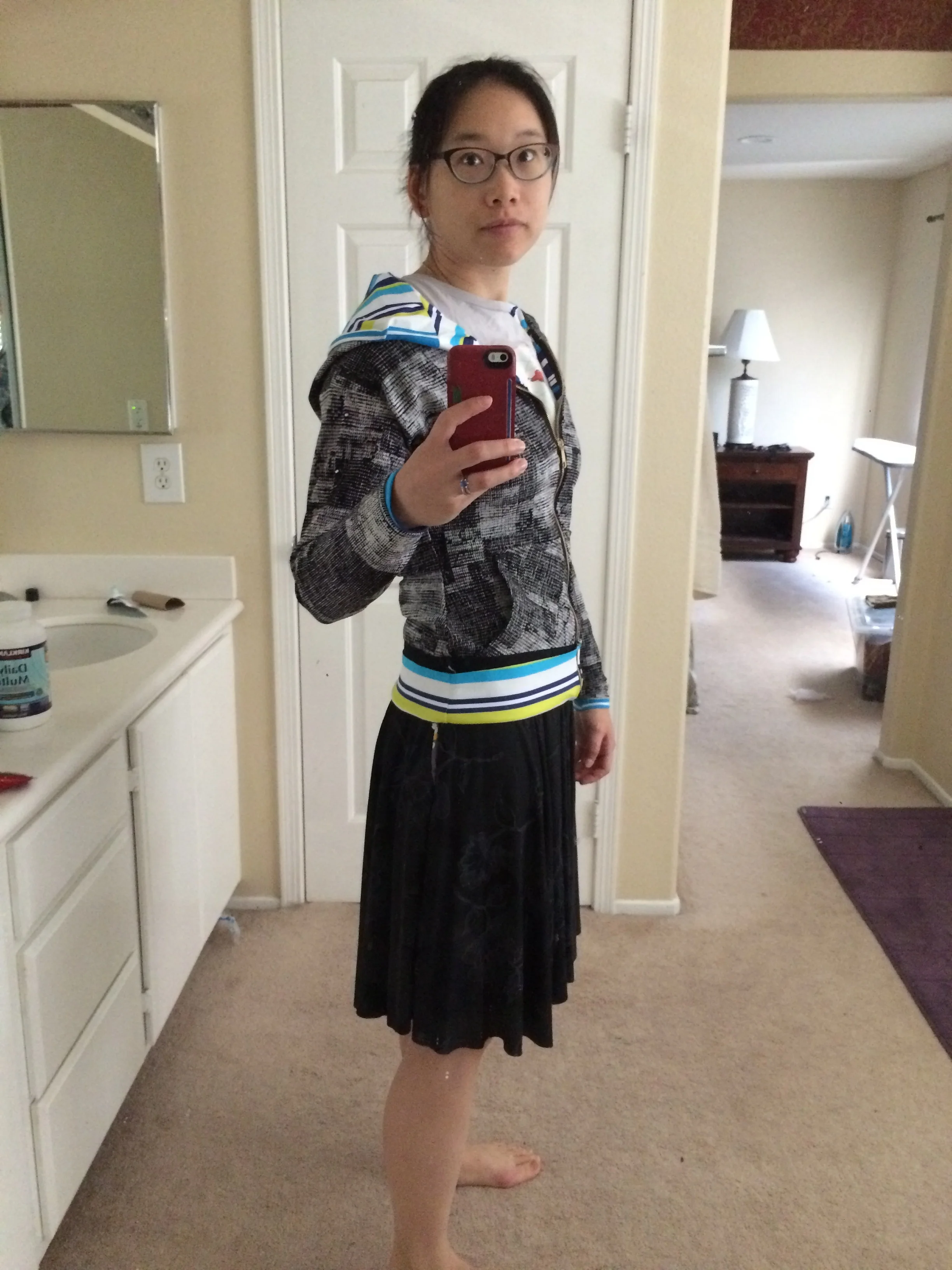I folded the bottom of the hoodie up to show a little contrasting waistband. You can also see some contrasting sleeve cuffs from the reverse fabric peeking out. I like that you can show as much or as little of the reverse fabric as you like. 