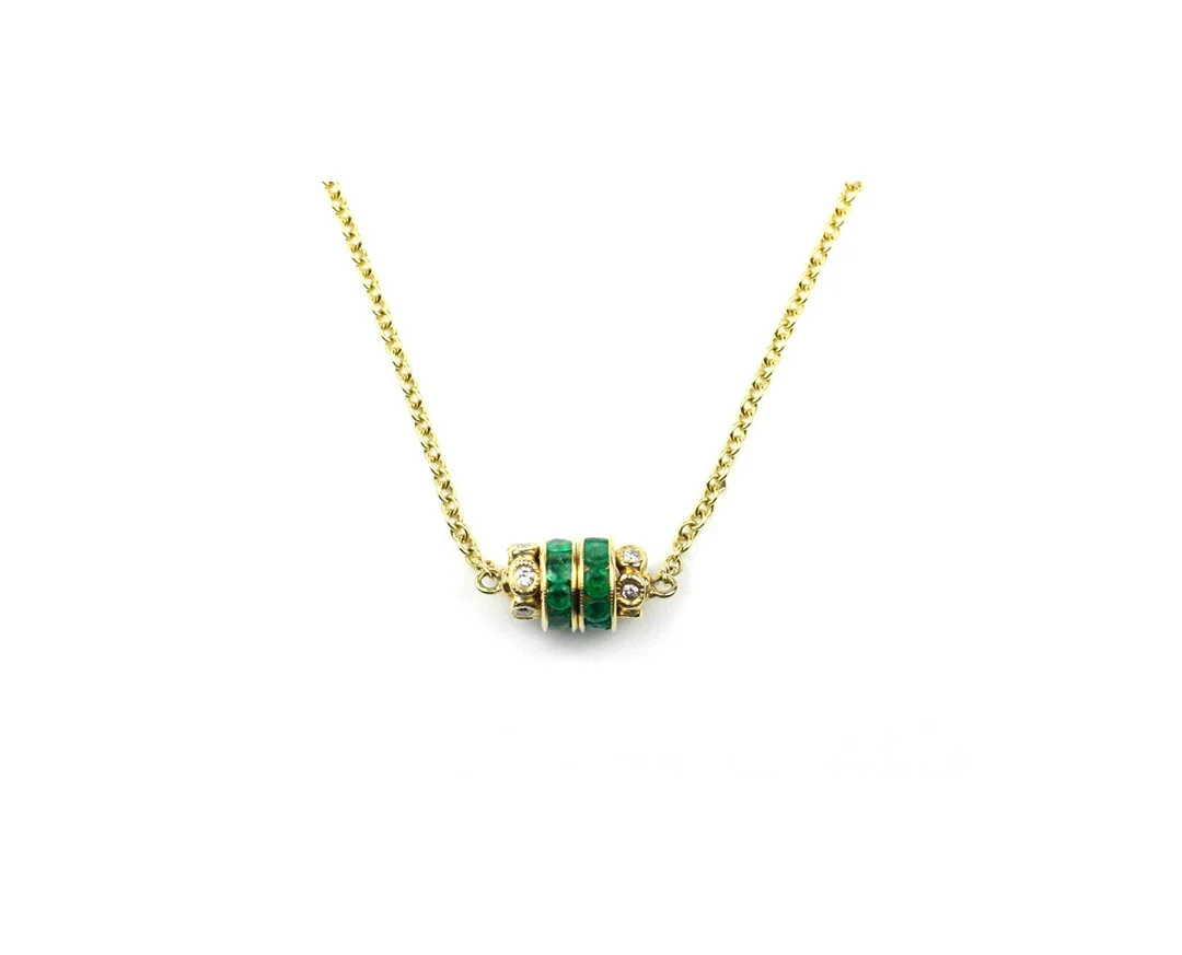 Emerald ROndelle Necklace.jpg