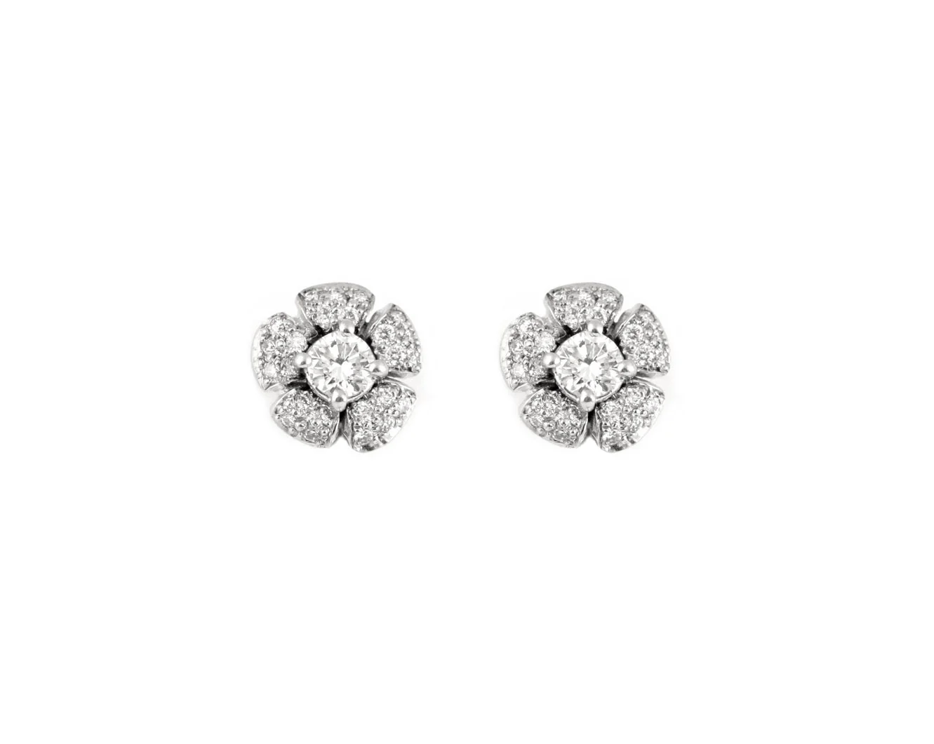 flower earrings 2.jpg