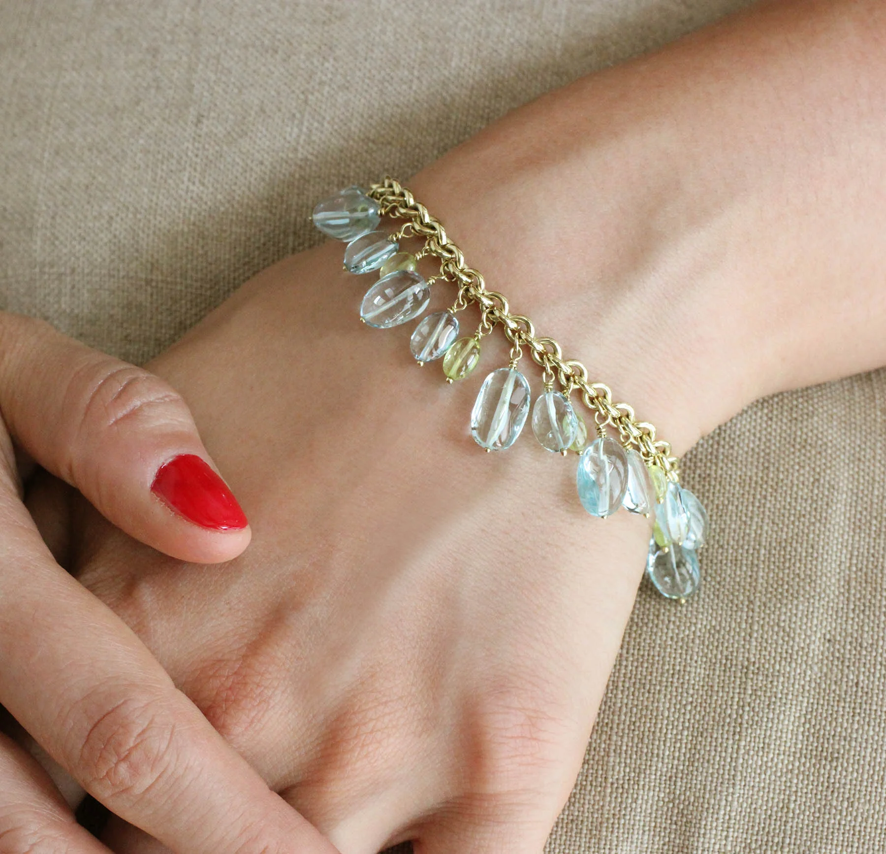 aqua bracelet.jpg