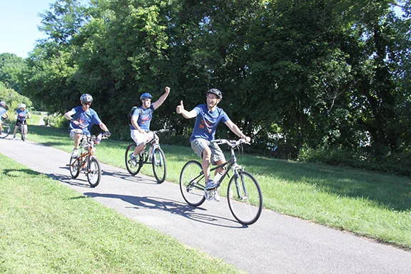 Patrick, Zack and Wally are off!!!