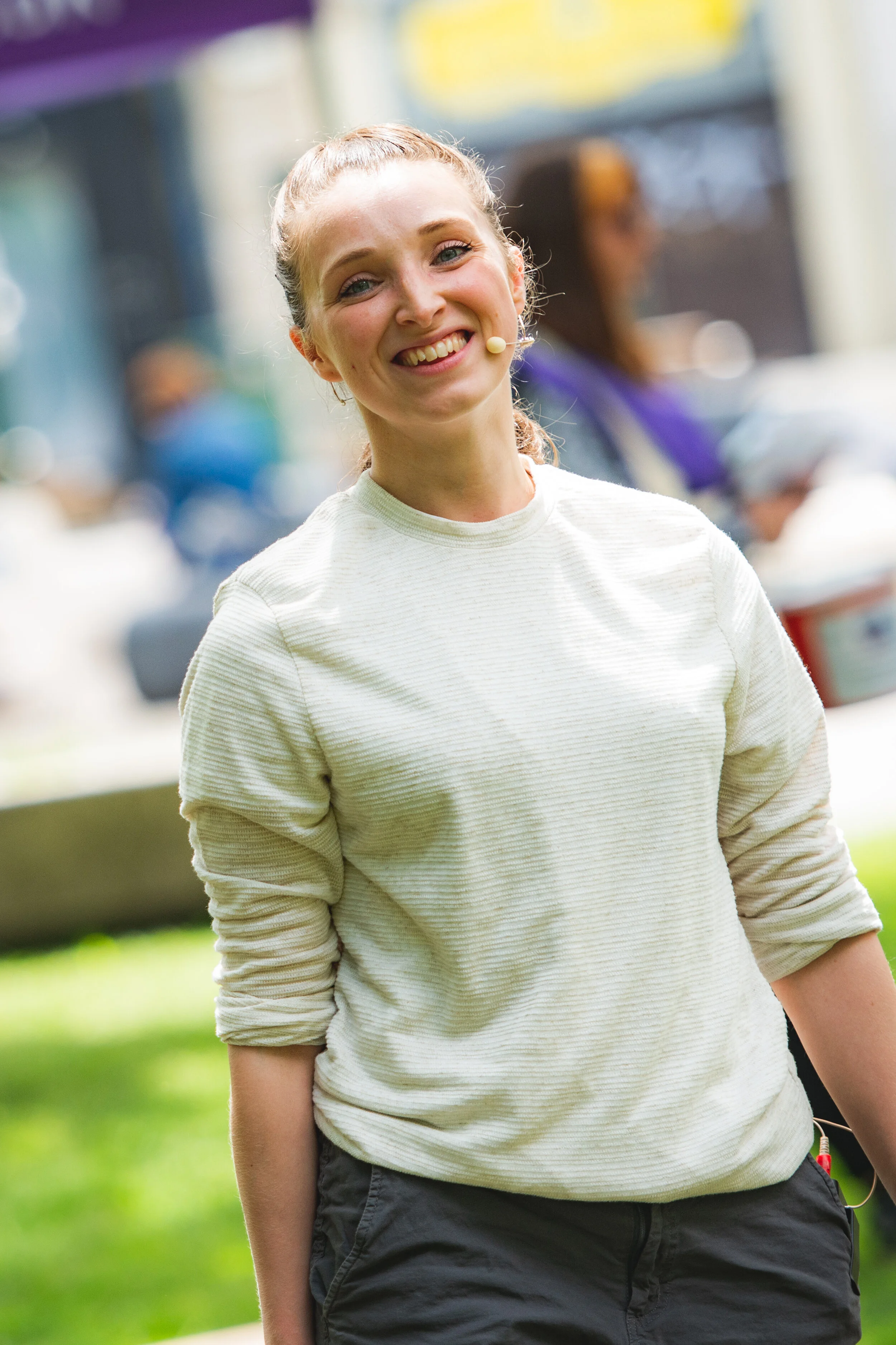 #FriendsFriday 60 - Lucy Starkey