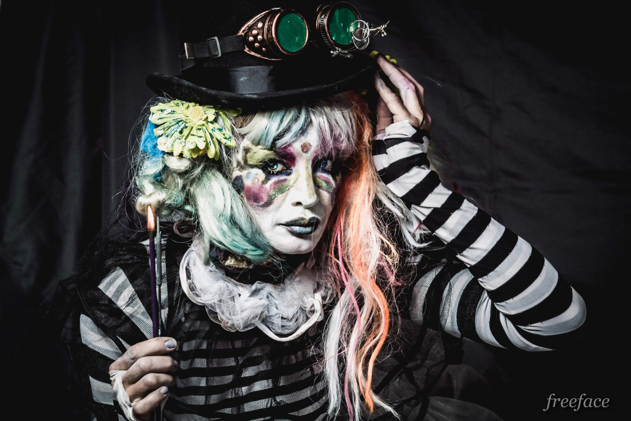 Annclown-7051-2.jpg