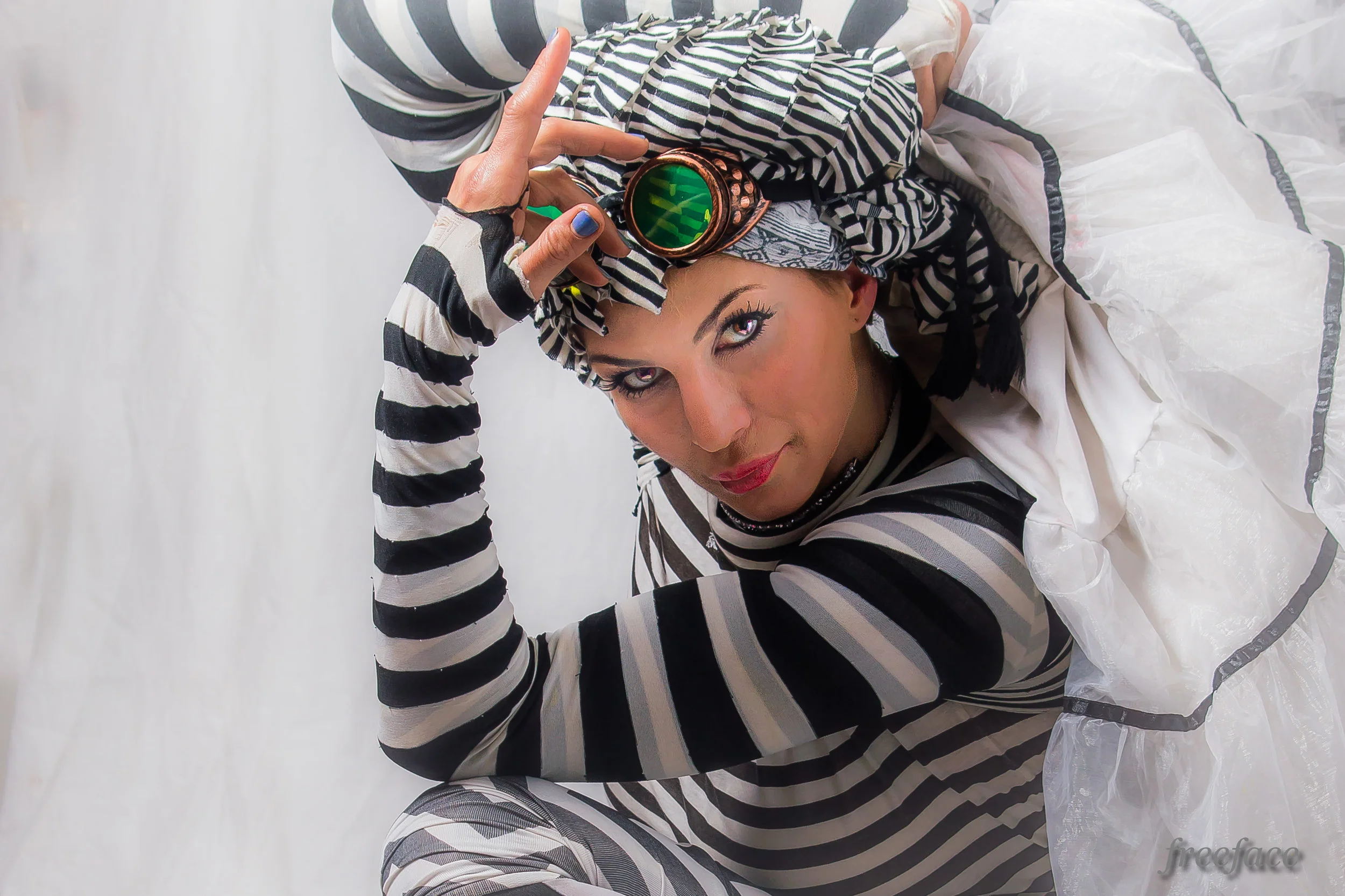 Annclown-6978-2.jpg