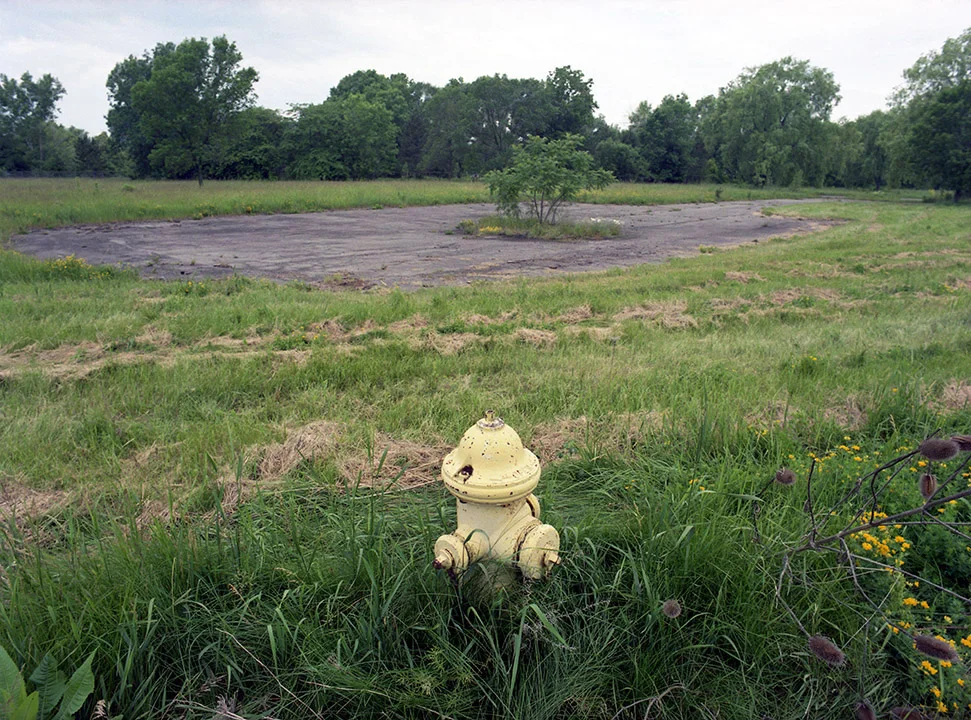 RICH_LoveCanal_06_hydrant_.jpg