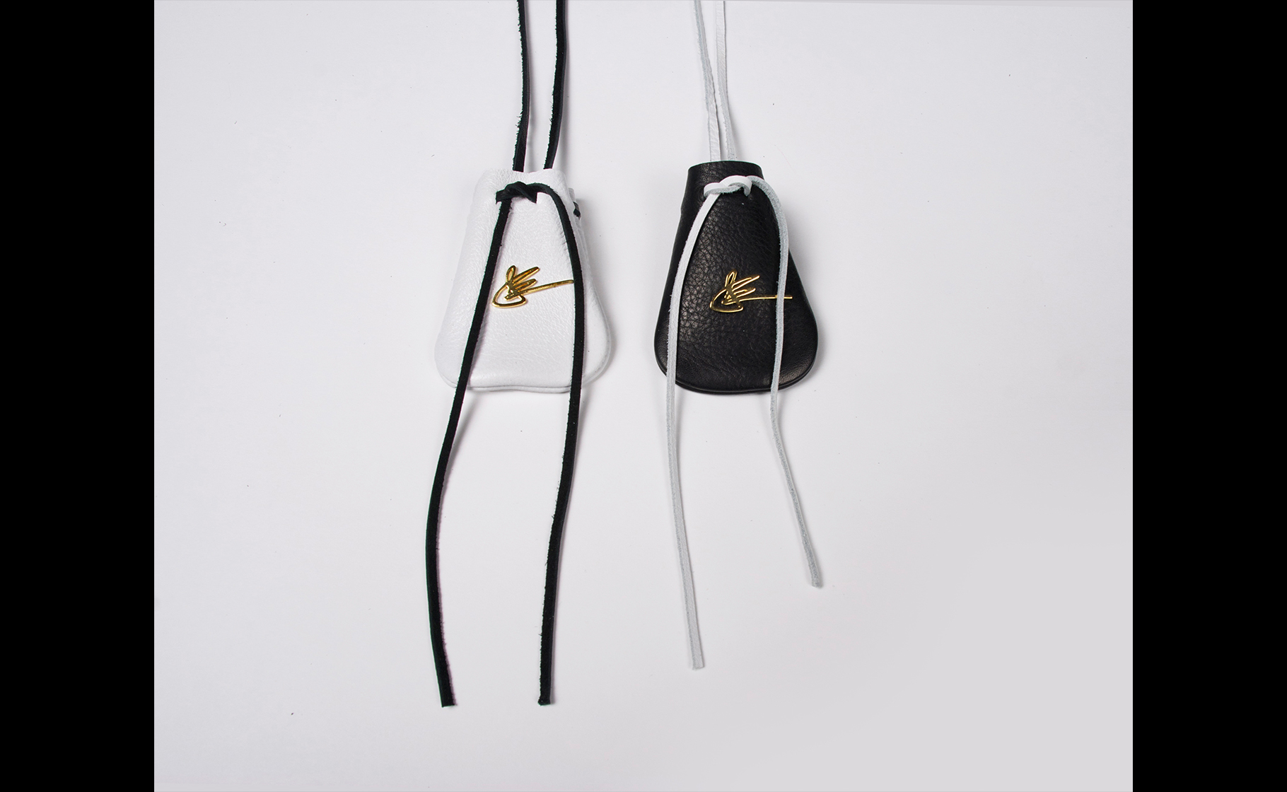 The Pouch Mini w Gold Signature - J Elster - The Black & White Collection