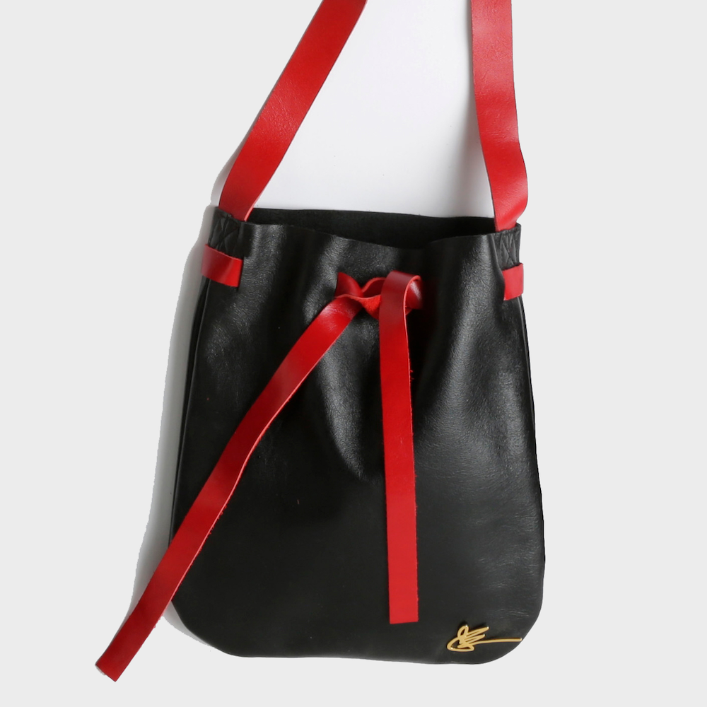 The Pouch Medium Black with Red Strap copy 3.png