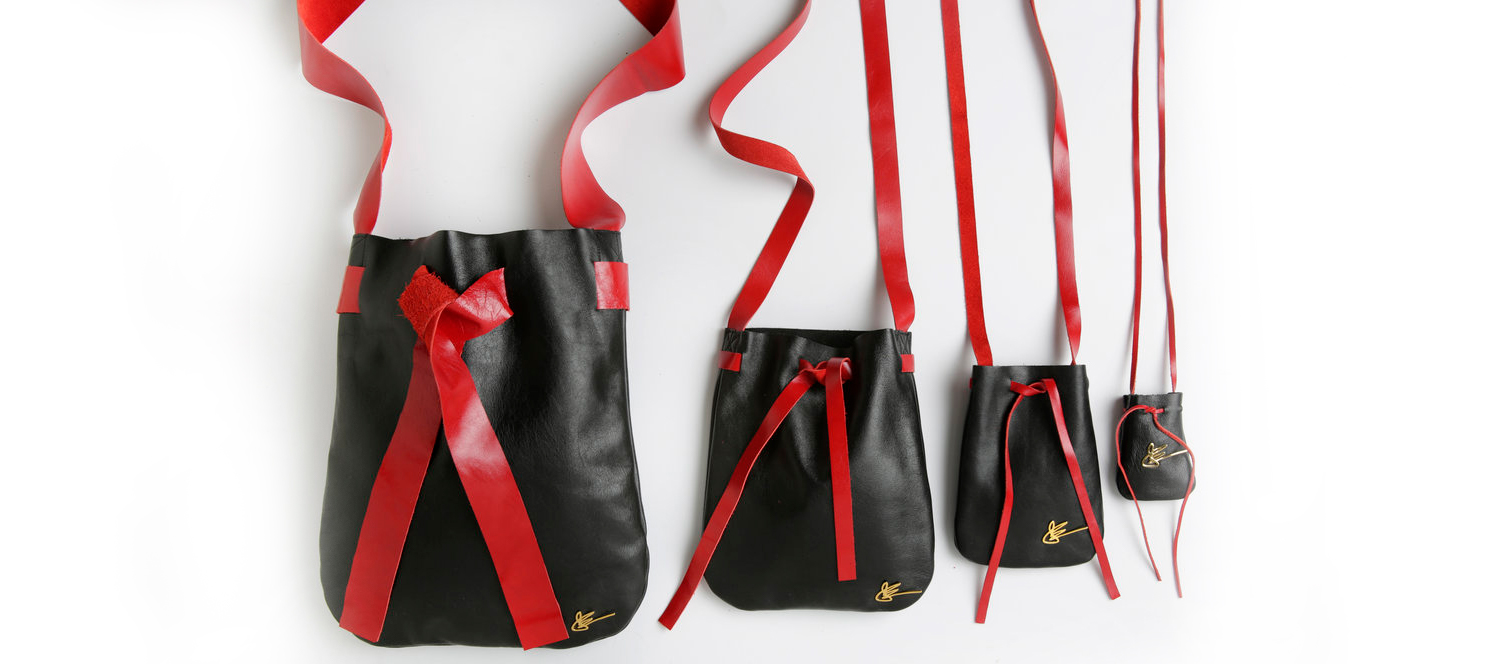 J.+Elster+-+The+Pouch+Collection+in+Black+with+Red+++.jpg