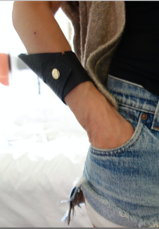 J.Elster The Raw Collection The Jagged Cuff in Black
