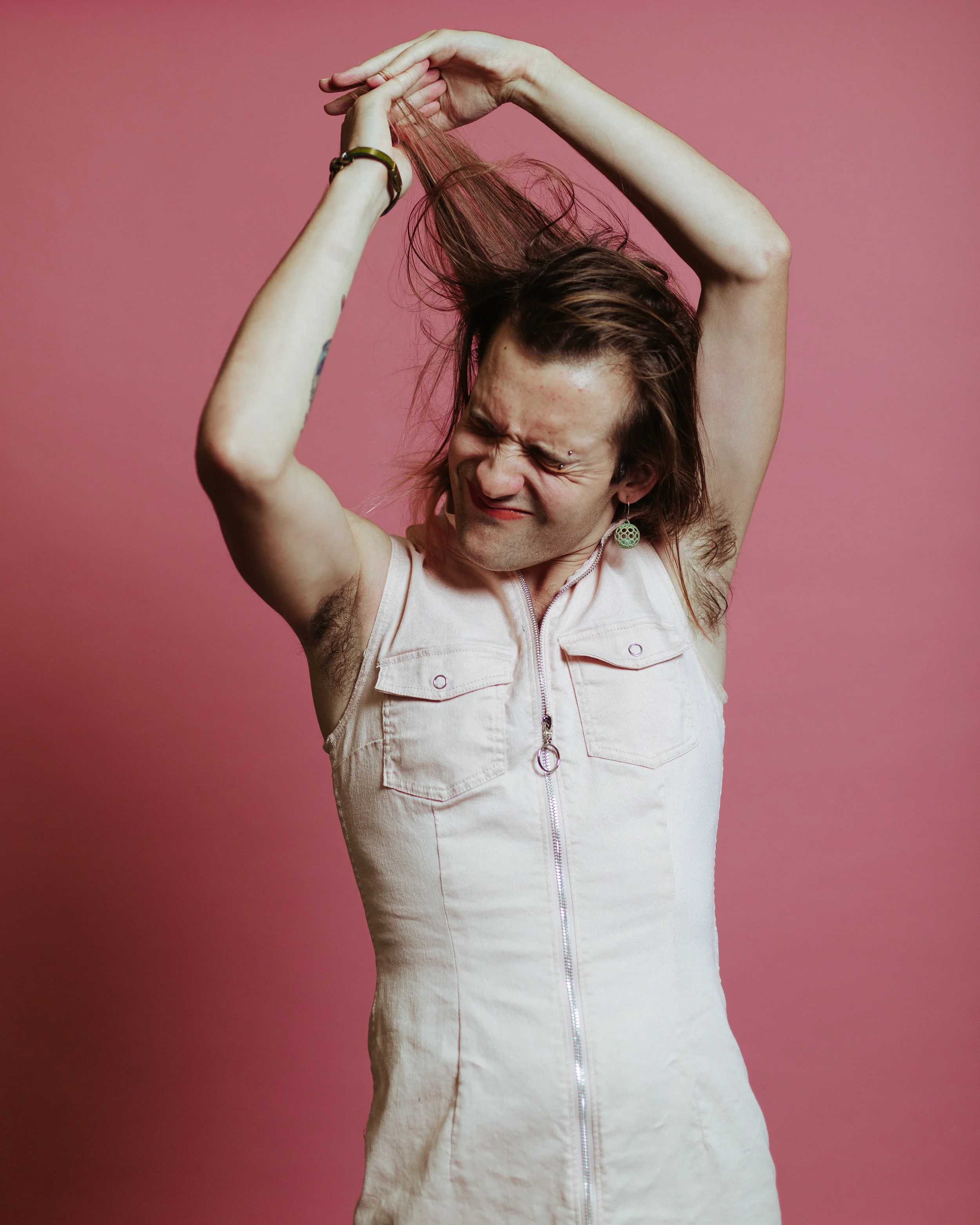 AS-HourglassQueerNonbinary09192018284700.jpg