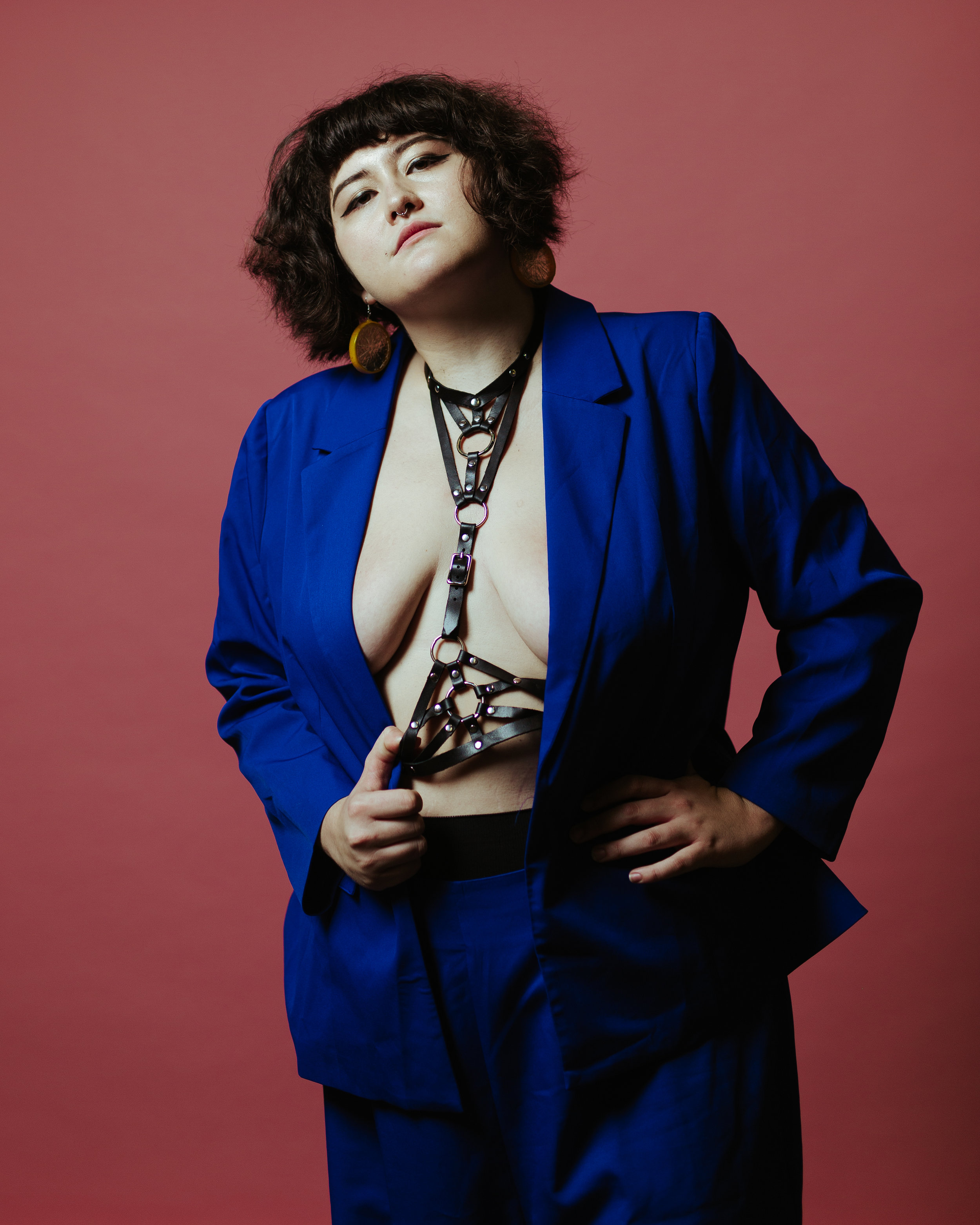 AS-HourglassQueerNonbinary09192018285065.jpg