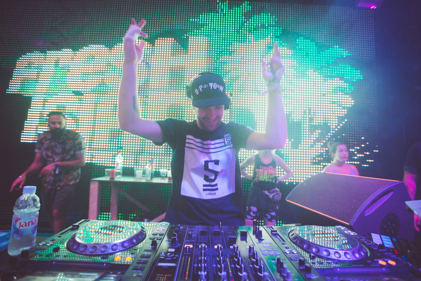 freshisland201563.jpg