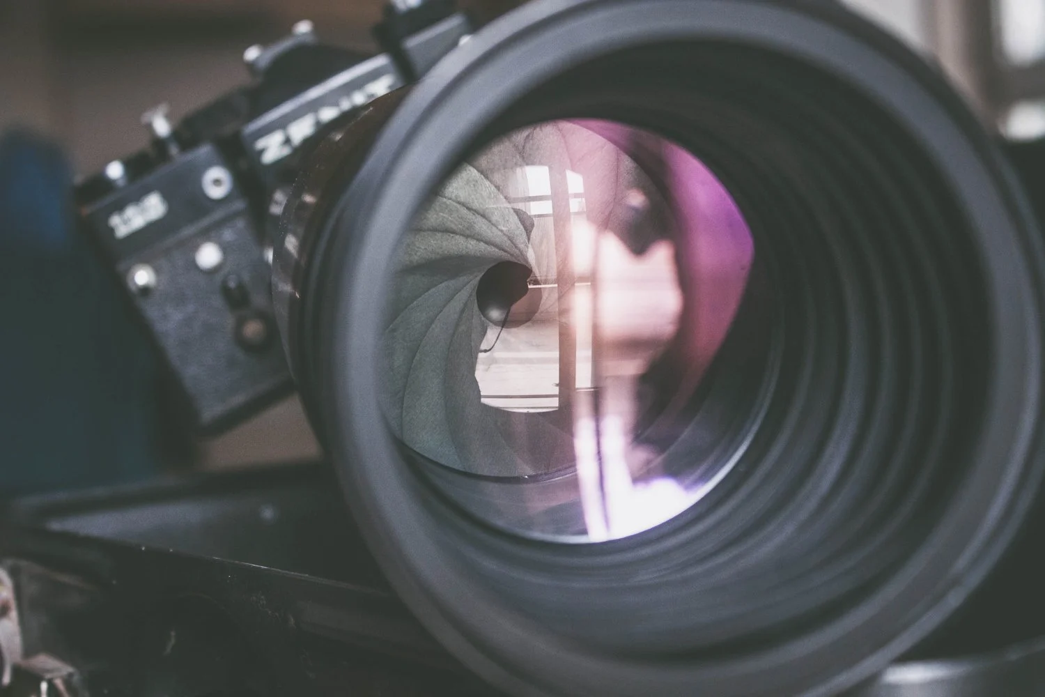 rsz_antique-aperture-blur-370659 (1).jpg