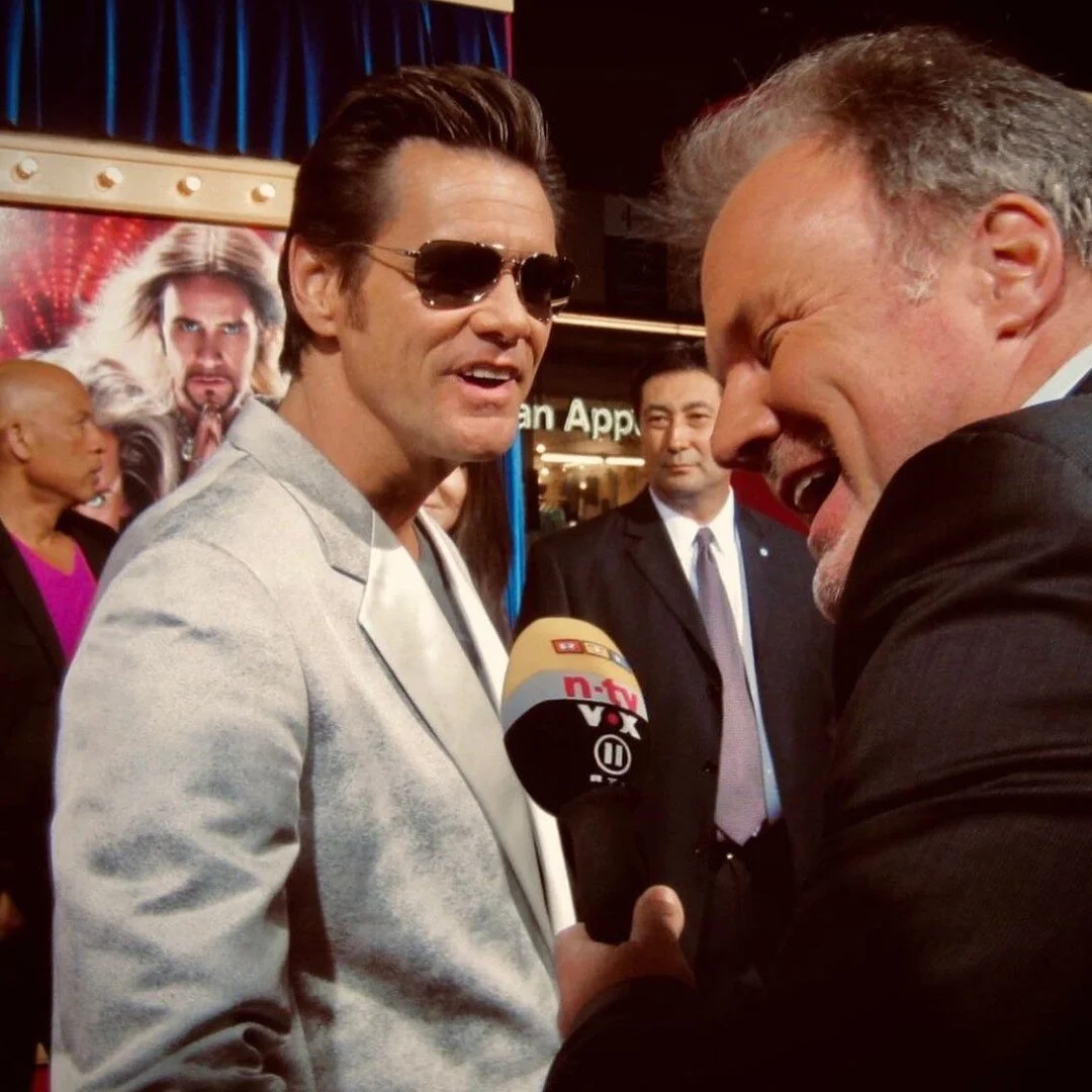 Happy 60th Birthday, Jim Carrey.