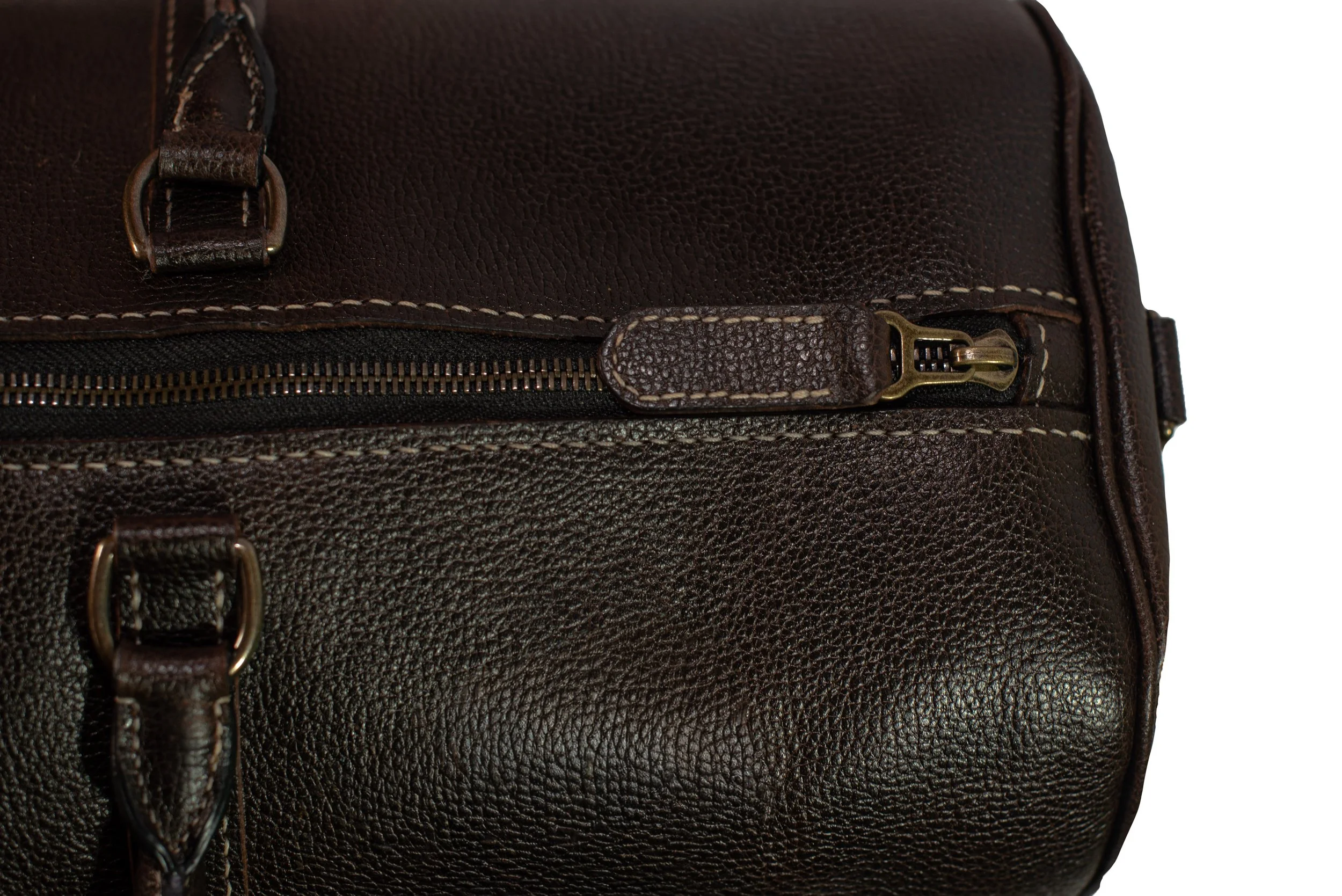 Leather duffel bag (7).jpg