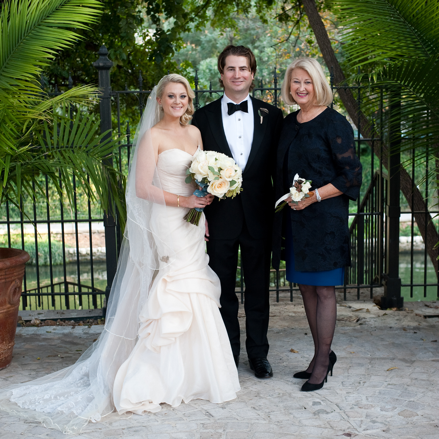 sarah_bork_hamilton_wedding_rosaroby-23.jpg